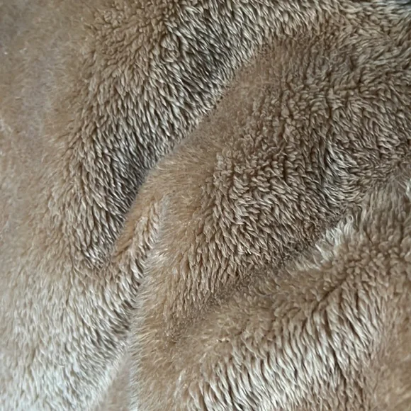 J. crew camel tan Sherpa half zip pullover fleece with neon green zipper - Picture 9 of 11